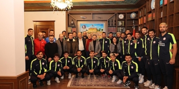 suvermez-kapadokyaspor-baskan-rasim-ariyi-ziyaret-etti.jpg