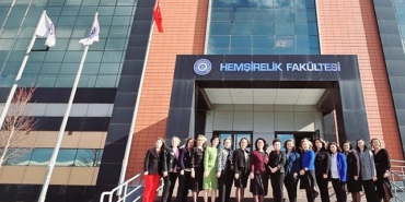 turkiyedeki-hemsirelik-fakultelerinin-dekanlari-ege-universitesinde-bir-araya-geldi.jpg