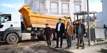 kartepe-istasyon-mahallesine-280-ton-asfalt-serildi.jpg