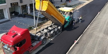 aydin-buyuksehir-belediyesi-tarafindan-kent-genelinde-gerceklestirilen-yol-calismalari-hiz-kesmeden-devam-ediyor.jpg
