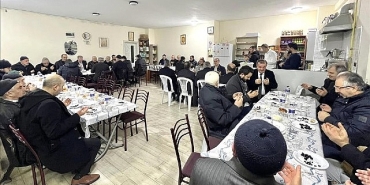 bereket-sofrasi-erenler-camisinde-kuruldu.jpg