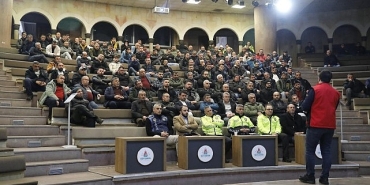 ticari-taksi-calisma-esaslari-ve-kamera-sistemi-konusuldu.jpg