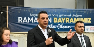 baskan-yildiz-belediye-personeli-ile-bayramlasti.jpg