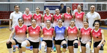celal-atik-spor-salonunda-parke-isiniyor.jpg
