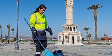 izmirde-kadin-emegi-kenti-guzellestiriyor.jpg