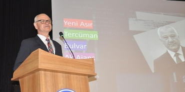 mehmet-aykiri-iletisim-fakultesi-ogrencilerine-kariyer-ipuclari-verdi.jpg