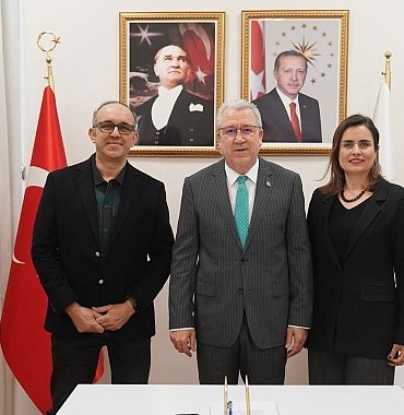 prof-dr-sevil-atasoy-uluslararasi-uyusturucu-madde-komisyonuna-katildi.jpg