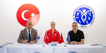 aydin-buyuksehir-belediyespor-cerag-duzeltir-ile-sozlesme-yeniledi.jpg