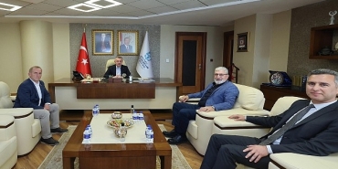 baskan-buyukakina-merih-demiralin-babasi-ve-stklardan-ziyaret.jpg