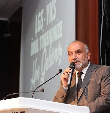 canikte-gelenek-devam-ediyor-yks-ve-lgsde-dereceye-girene-odul.jpg