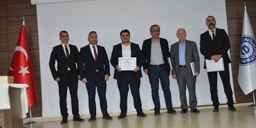 mehmet-emin-resulzade-ege-universitesinde-anildi.jpg