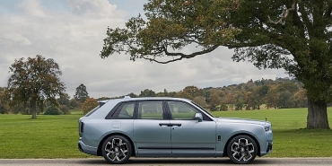rolls-royce-essiz-cullinan-daisyyi-tanitiyor.jpg