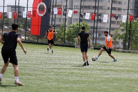 cankayada-19-mayis-coskusu-futbol-turnuvasi-ile-basladi.jpg