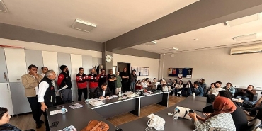 daricada-ozel-bireylere-afet-ve-tatbikat-egitimi.jpg