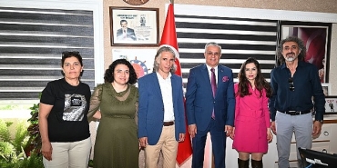 goynuk-ortaokul-mudurunden-baskan-topalogluna-ziyaret.jpg