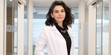 altta-yatan-sebepler-hamilelikte-agiz-sagligini-kotulestirebilir.jpg