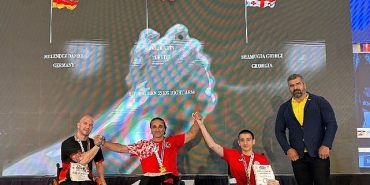 avrupa-bilek-guresi-sampiyonasinda-bagcilar-ruzgari.jpg