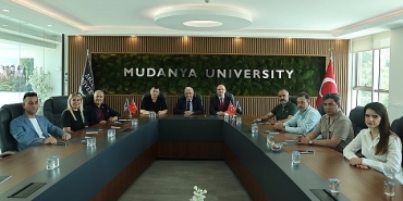 baskan-sadi-ozdemir-ozel-egitim-kurumlari-temsilcileri-ile-bulustu.jpg