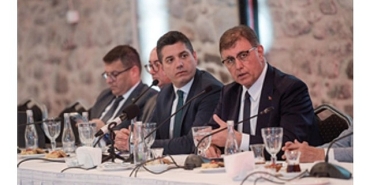 baskan-tugaydan-kentin-kalkinmasi-icin-ortak-akil-vurgusu.jpg