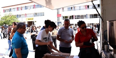 cankaya-belediyesi-ogrencilerin-ve-ailelerinin-yaninda.jpg