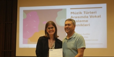 ege-universitesinde-vokal-susleme-teknikleri-workshopu.jpg