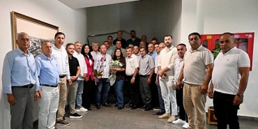 baskan-ozlem-cercioglu-muhtarlarimizla-el-birligiyle-aydini-daha-guzel-yarinlara-tasiyoruz.jpg
