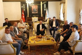 baskan-rasim-ari-halk-gununde-vatandaslari-dinledi.jpg