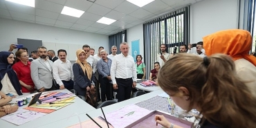 buyukakin-burada-cocuklarimiz-iyilikle-yetisiyor.jpg