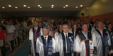 eu-su-urunleri-fakultesi-39-donem-mezunlarini-sektore-ugurladi.jpg