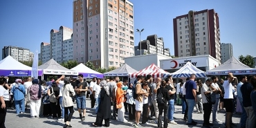 kariyer-fuari-is-arayanlar-ile-isverenleri-bulusturdu.jpg