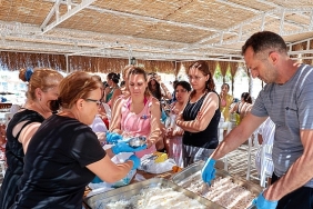 konakta-yaz-okulu-denizde-final-yapti.jpg