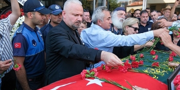 menemen-belediyesinde-tahir-sahine-son-gorev.jpg