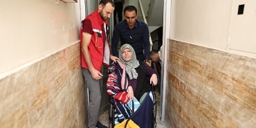 sevgi-teyze-icin-belediye-ekipleri-seferber-oldu.jpg