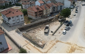 atil-vaziyetteki-bos-alan-otoparka-donusuyor.jpg