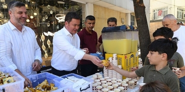 baskan-aydin-vatandas-ve-esnafla-bulusmaya-devam-ediyor.jpg