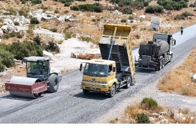 baskan-cercioglu-kirsal-mahallelerde-yol-yenileme-calismalarini-surduruyor.jpg