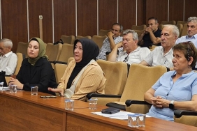baskan-sezer-muhtarlarin-taleplerini-dinledi.jpg