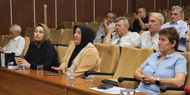 baskan-sezer-muhtarlarin-taleplerini-dinledi.jpg