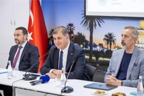 baskan-tugay-saglikli-gidaya-erisimin-surekliligi-icin-is-birligi-sart.jpg