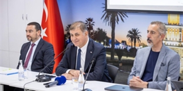 baskan-tugay-saglikli-gidaya-erisimin-surekliligi-icin-is-birligi-sart.jpg