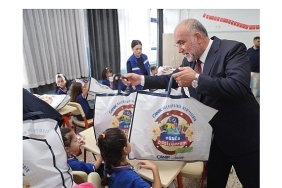canik-belediyesinden-canta-ve-kirtasiye-destegi.jpg