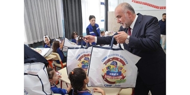 canik-belediyesinden-canta-ve-kirtasiye-destegi.jpg