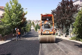 cankayada-asfalt-mesaisi-devam-ediyor.jpg