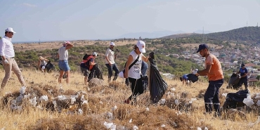 cikanlar-ne-yazik-ki-sadece-cop-degil-denizlere-verilen-zarar-gelecek-nesillere-birakilan-buyuk-bir-ayip.jpg