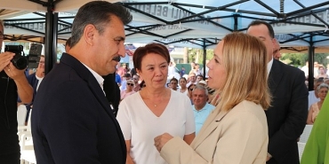 dikilide-ferdi-zeyrek-parki-acildi.jpg