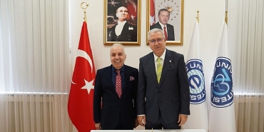 egeli-bilim-insanindan-zeytin-uretiminin-surdurulebilirligini-saglayacak-proje.jpg