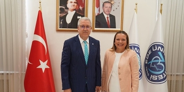 eunun-termal-anne-sutu-transfer-cantasi-bulusu-faydali-model-olarak-tescillendi.jpg