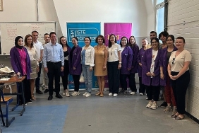 genc-kadinlarin-meslek-egitimleri-devam-ediyor.jpg