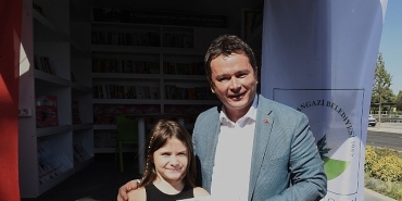 gezici-kutuphane-1-yildir-yollarda.jpg