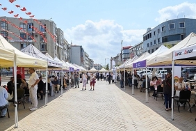 ibbnin-maltepedeki-kariyer-fuari-yogun-ilgi-gordu.jpg